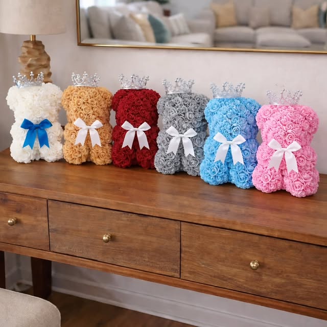 Plavi medvjedić od ruža